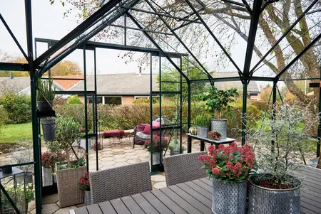 Halls ICON Gardenhouse 8